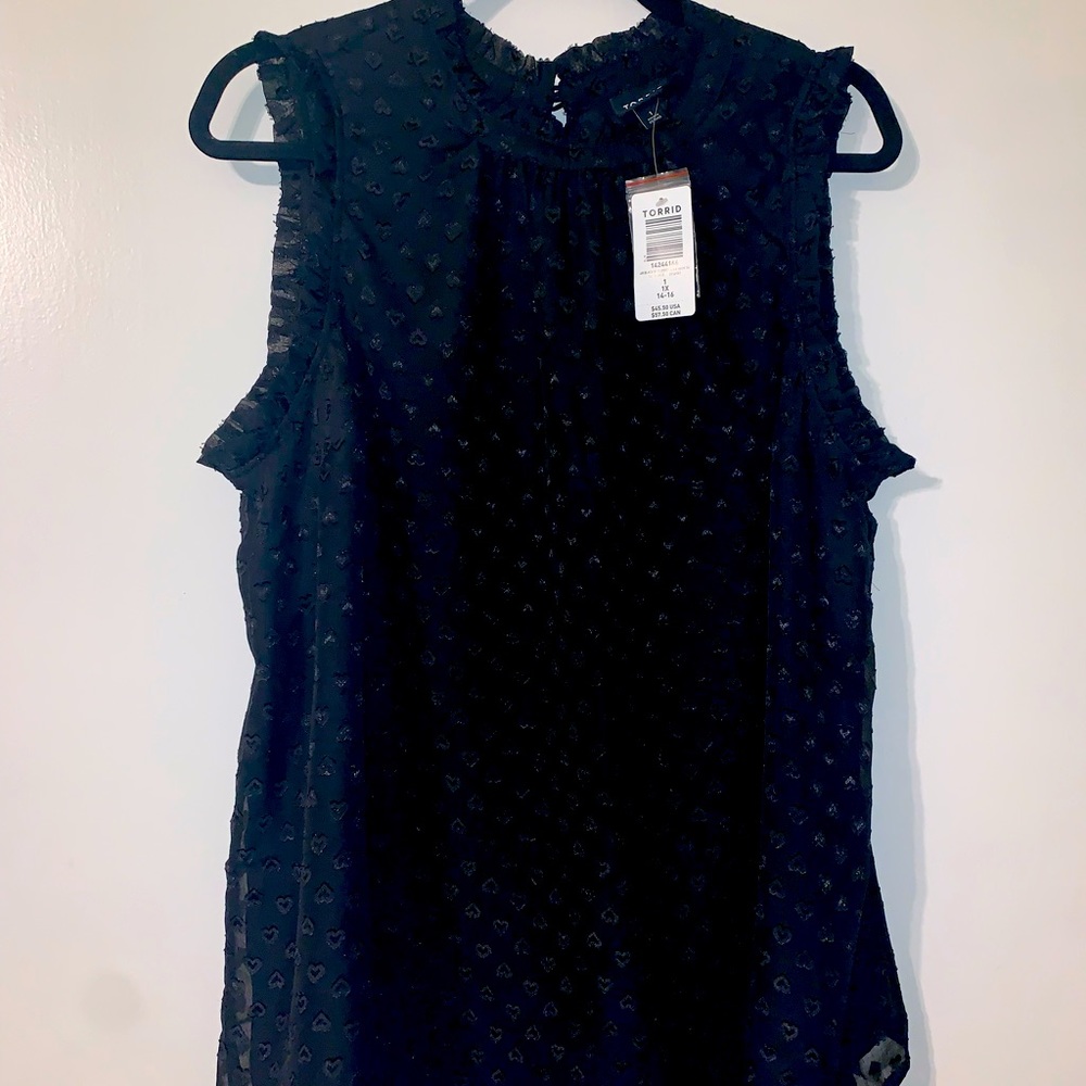 Torrid Size 2 Black Mock Neck w/ Hearts